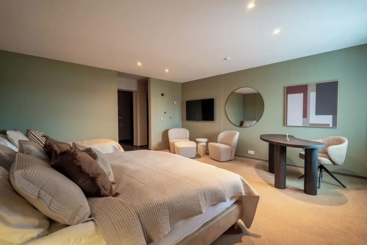 Deluxe Triple room with mountain view
