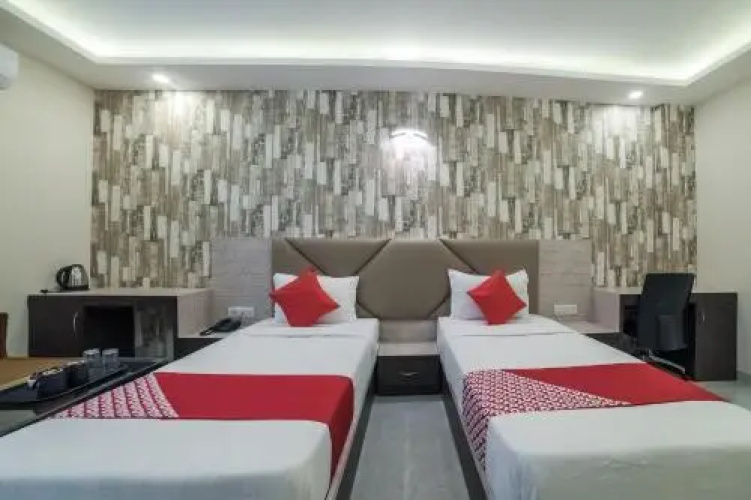 OYO 26627 K 3 Club Residency