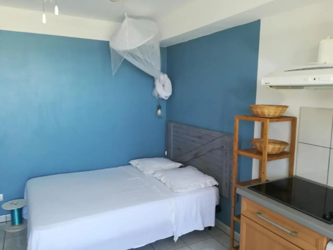 joli studio vue mer