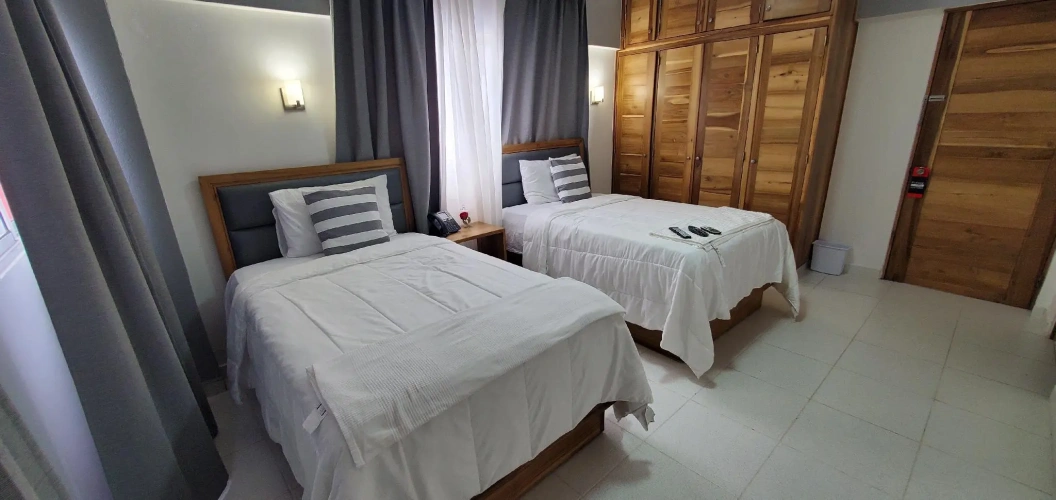 1 Bedroom Deluxe Quadruple room