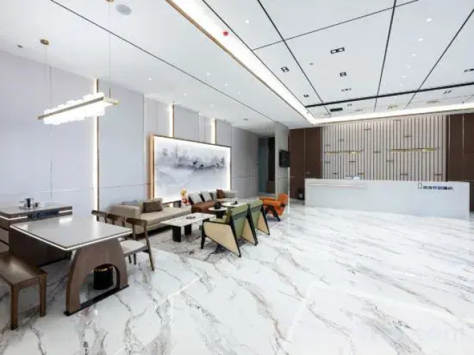 Tuke light hotel