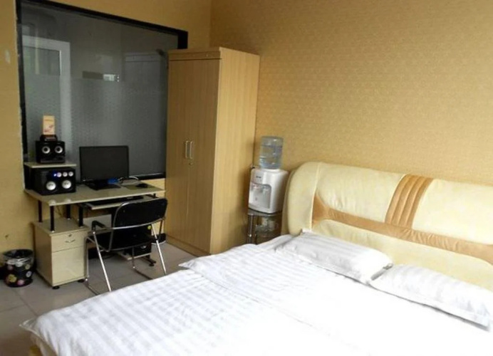 Red Star Business Hotel