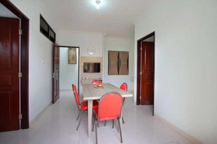 Alamanda Town House
