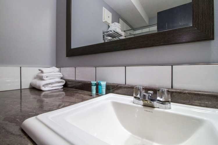 Stoke Hotel, SureStay Collection by Best Western photo 12