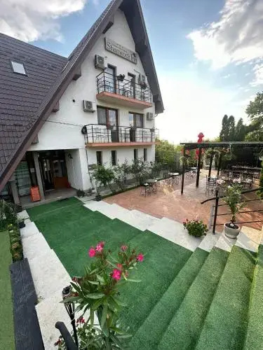 Shamrock Inn