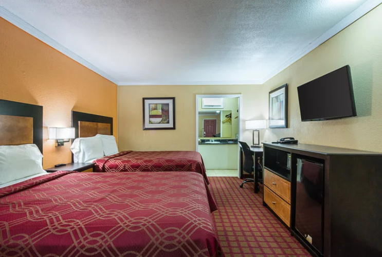 Econo Lodge West Dodge