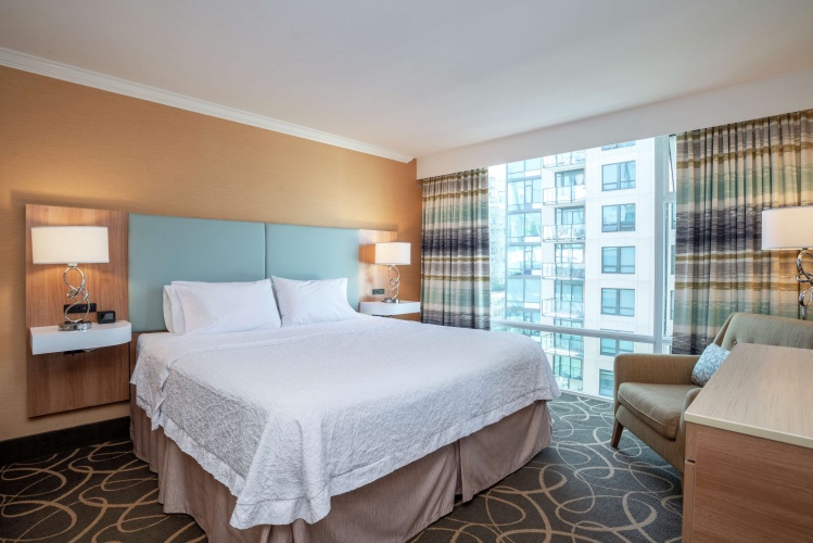 Hampton Inn & Suites by Hilton Vancouver-Downtown photo 6