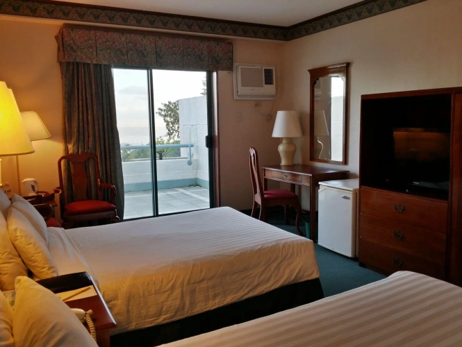 Superior Quadruple room