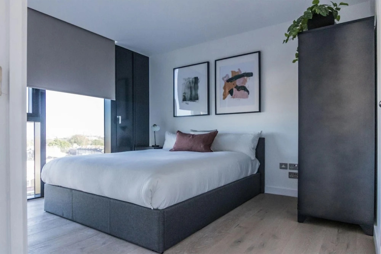 Design 1 Bed With Balcony