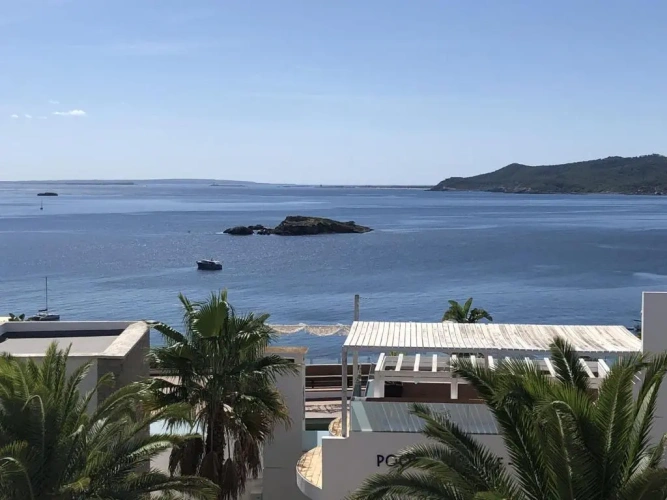 Standard Double room with partial sea view