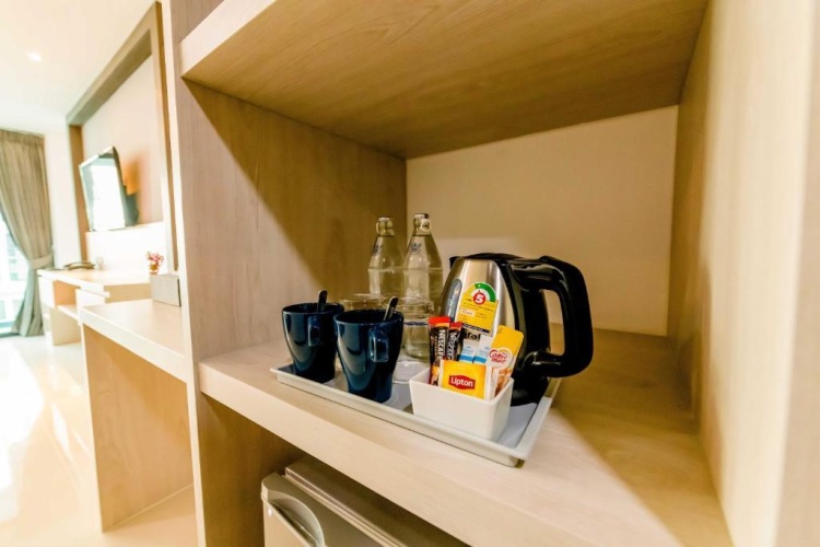 Deluxe Double room with city view