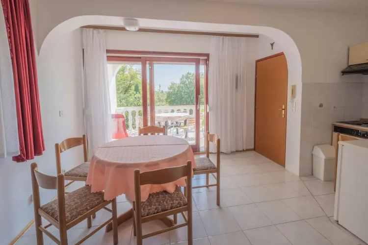Apartment Miskic 1