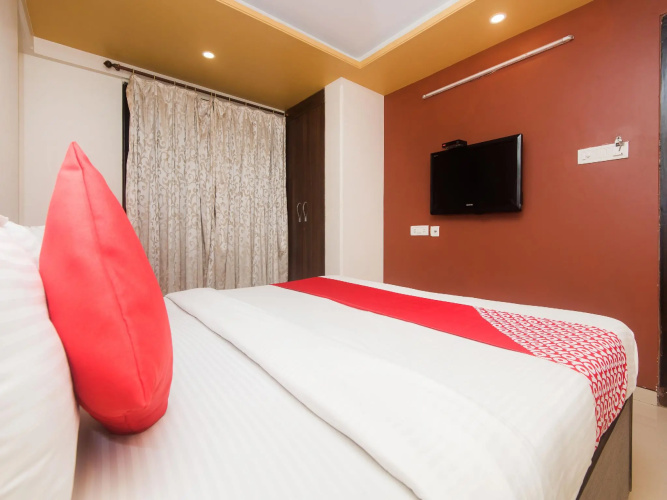 OYO 16077 Panchvati Residency