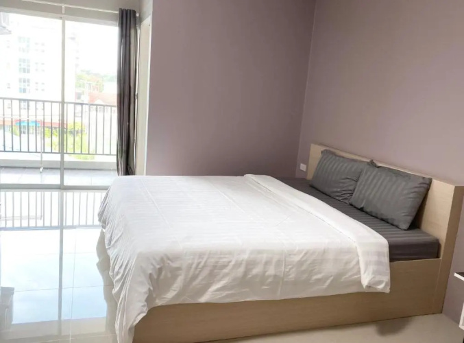 H12, The Stylish Apartment