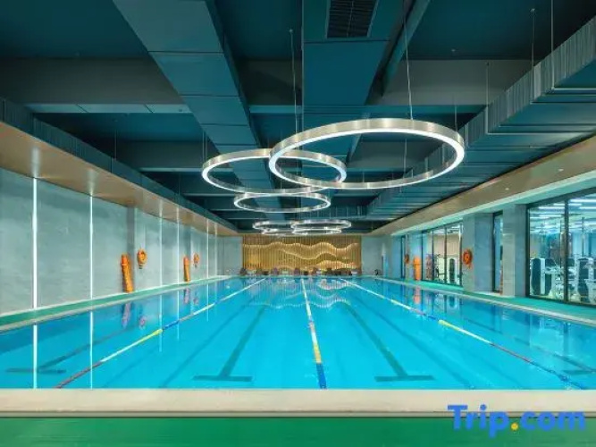 Pengfei Guobin Hotel