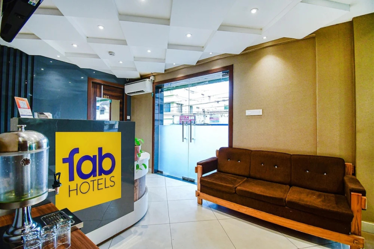 Fabhotel Royal Crystal