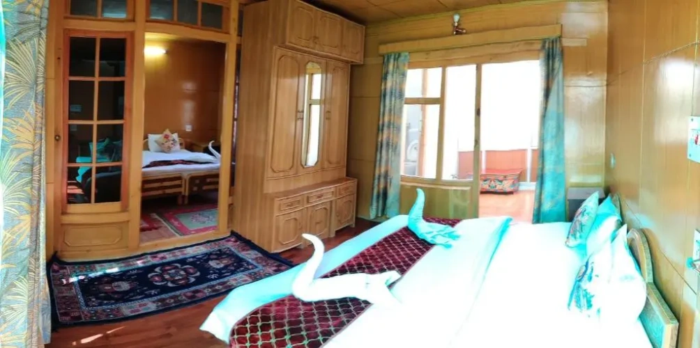 Standard Family room with balcony and with view