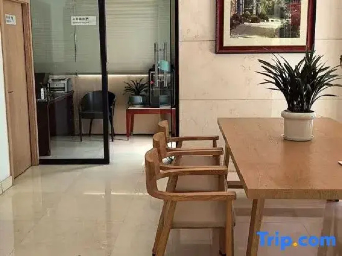 Le  Ju  Hotel