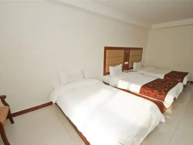 Block C, Xinxing Business Hotel, South Guizhou