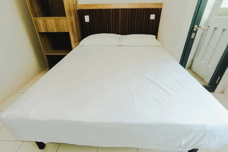 Deluxe Studio