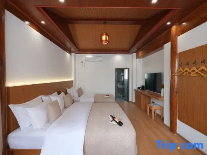 Family Suite with courtyard view