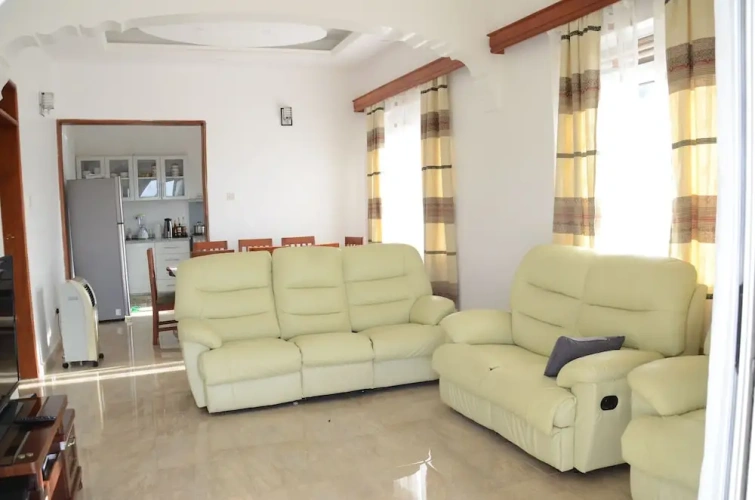 2 Bedrooms Executive Apartment