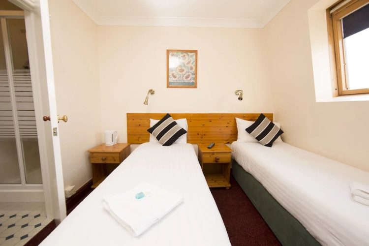 Saba Hotel London