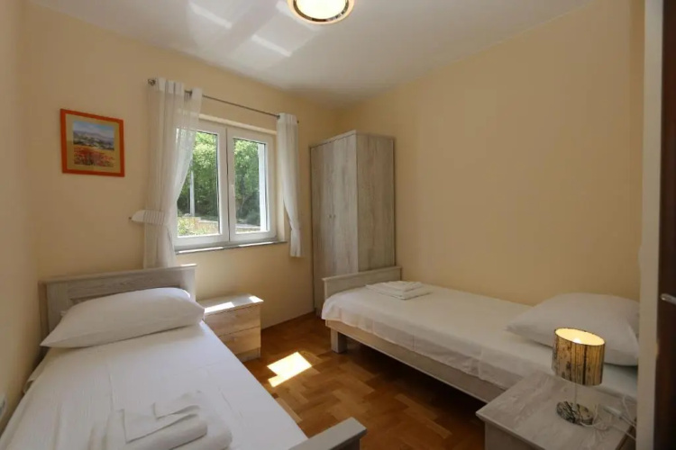 Apartment Soline Cove