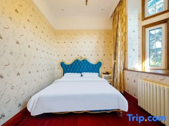 2 Bedrooms Suite