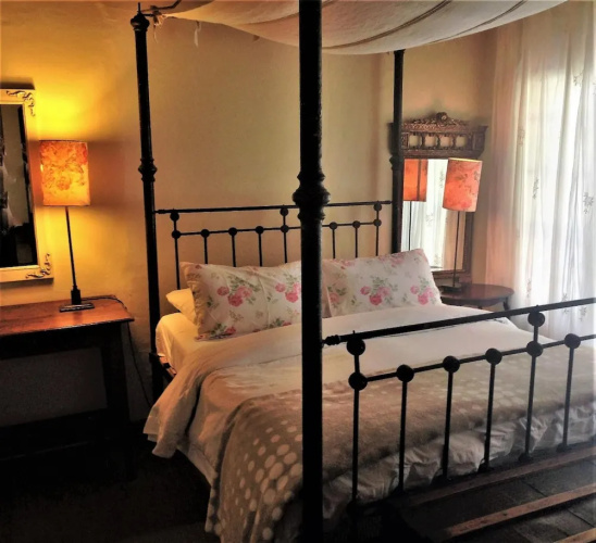 Old Oak Manor