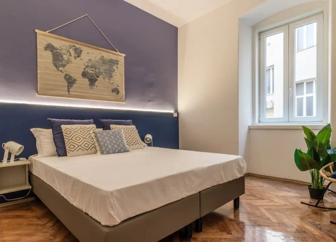Comfort room