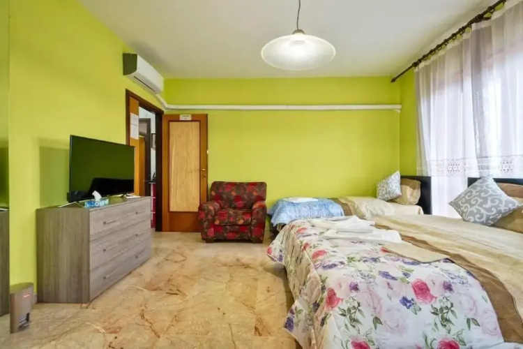 Holly Venice Apartment