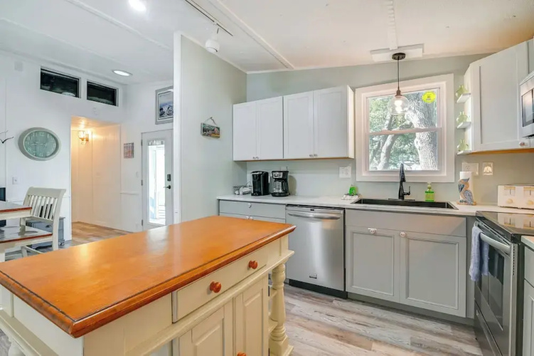 Steps to Ocean: Surfside Beach Home w/ Patio
