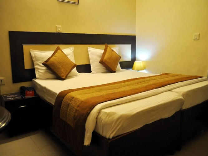 OYO 495 Hotel Chaupal