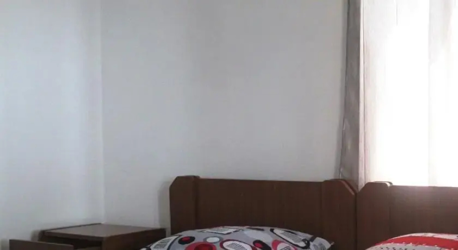 Megobroba