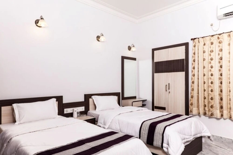 Simi International - The Imperial