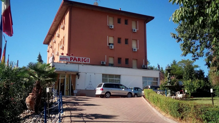 Hotel Parigi