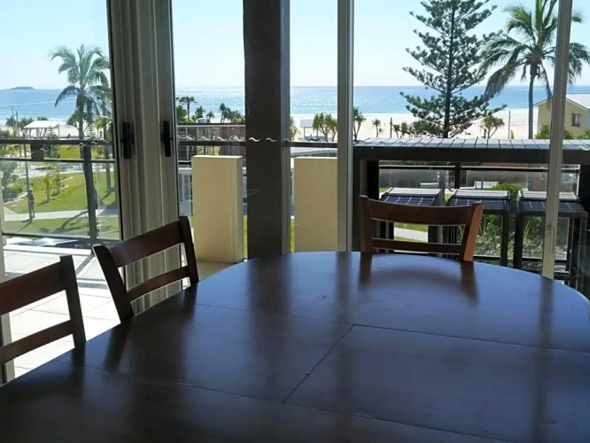 3 Bedrooms Apartment with balcony and with view