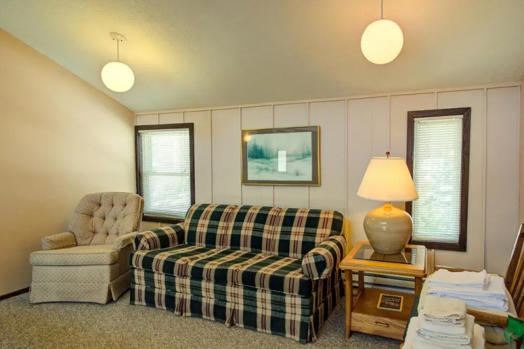 VCI - Beech Manor 4 Bedroom