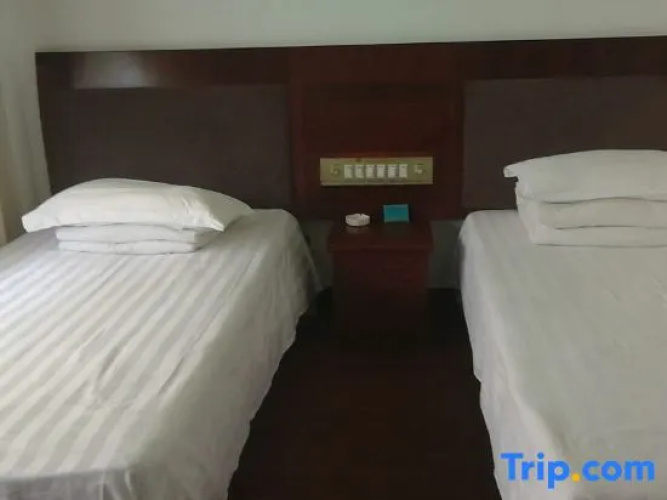 Shanghai Dingjia Hotel