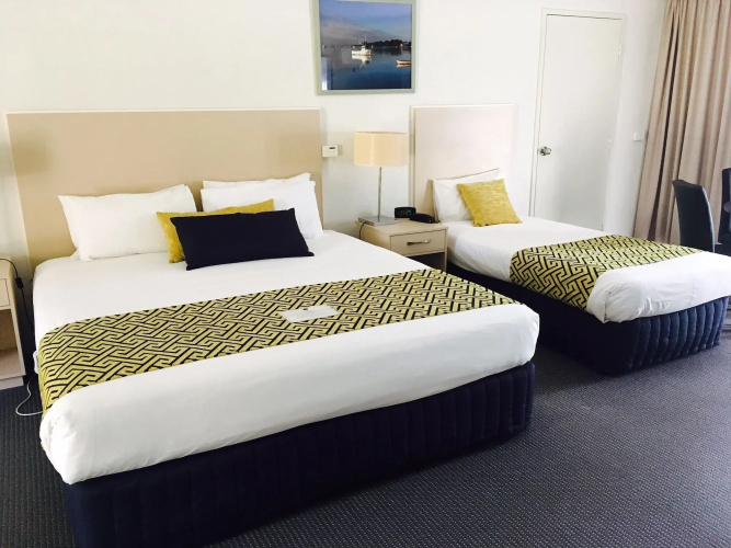 Fairway Motor Inn