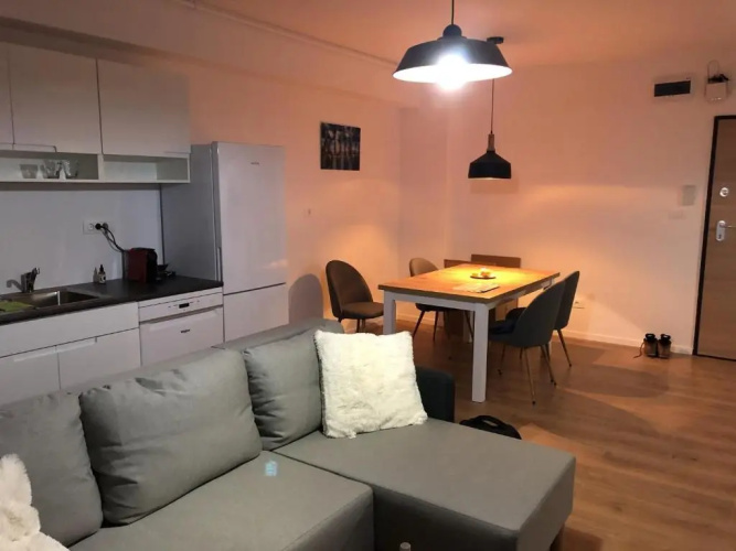 Chronos Apartment - Modern and Stylish