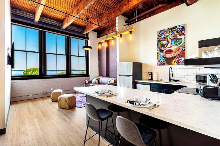 Executive Suite with lake view