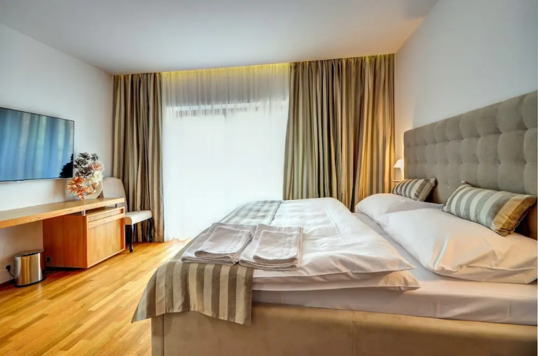 Hotel Chmelnice