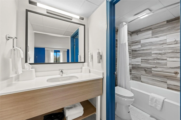 Standard Double room with balcony