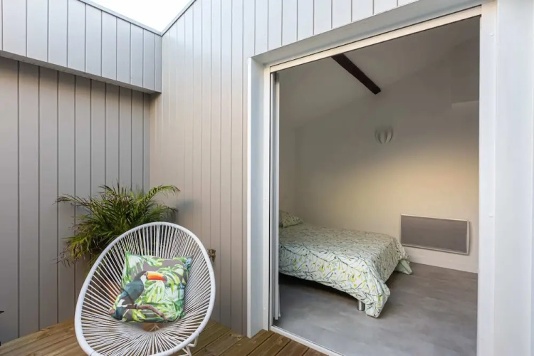 Bright 2BR Loft With a Quiet Patio