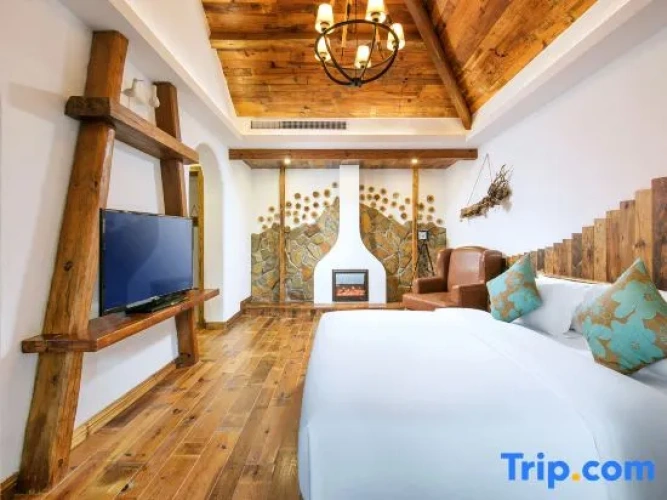 2 Bedrooms Suite with balcony