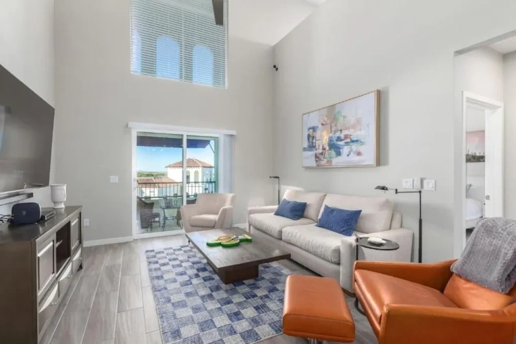3 Bedrooms Luxury room with balcony and with pool view