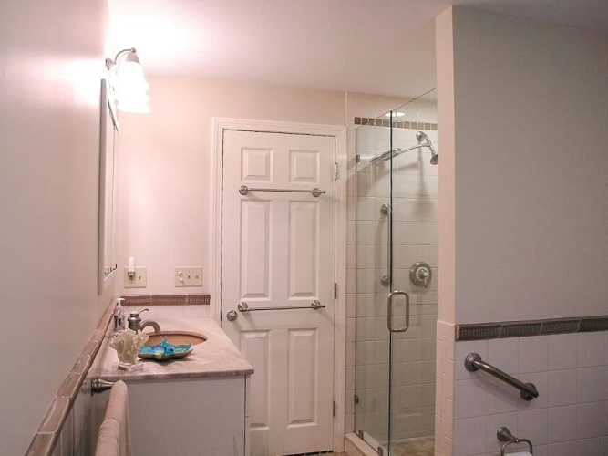 154 Old Harbor Road - Three Bedroom House