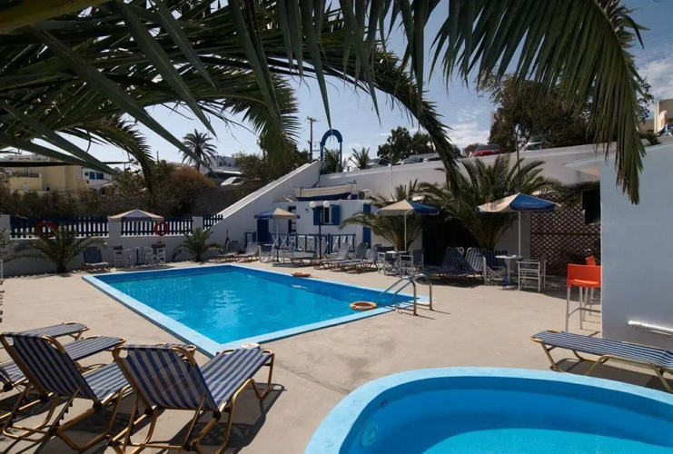 Margarita Hotel & Suites